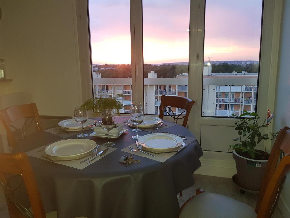 Grand Appartement Proche De Paris Chille Eksteriør billede